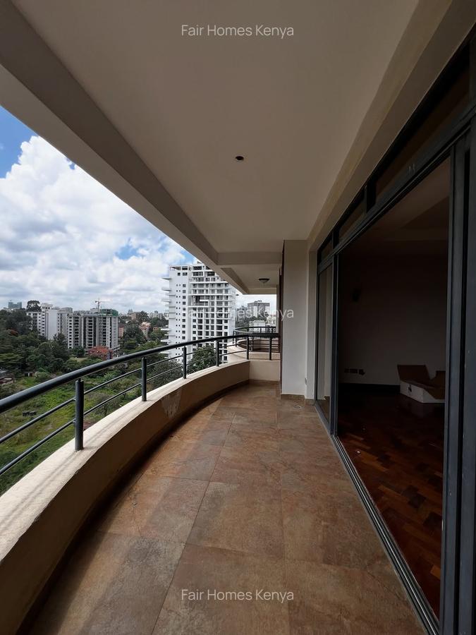 4 Bed Apartment with En Suite at Riverside Drive - 1