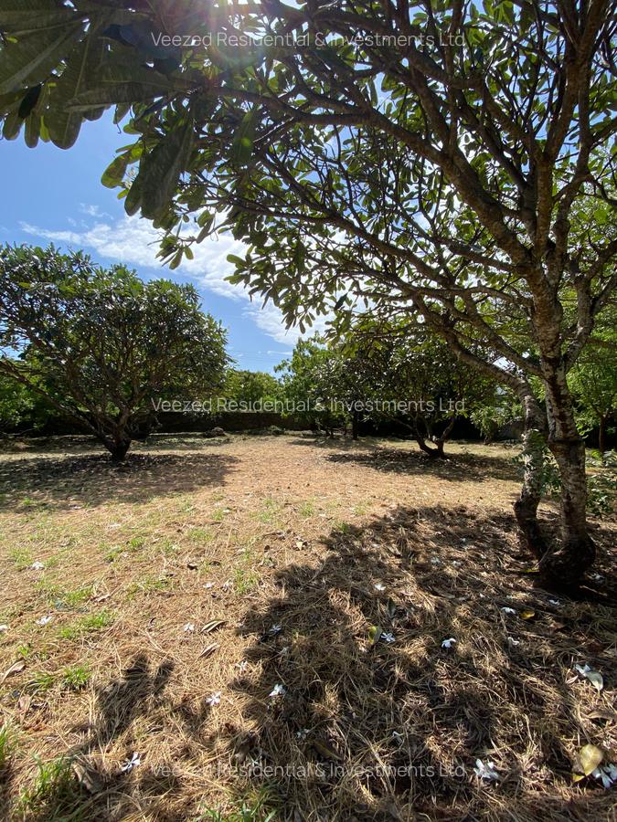 2 ac Land in Nyali Area - 2