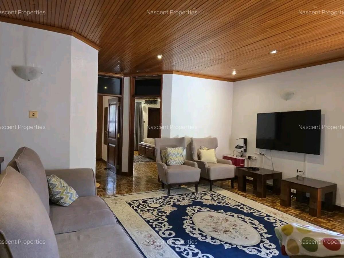 4 Bed House with En Suite in Spring Valley - 8