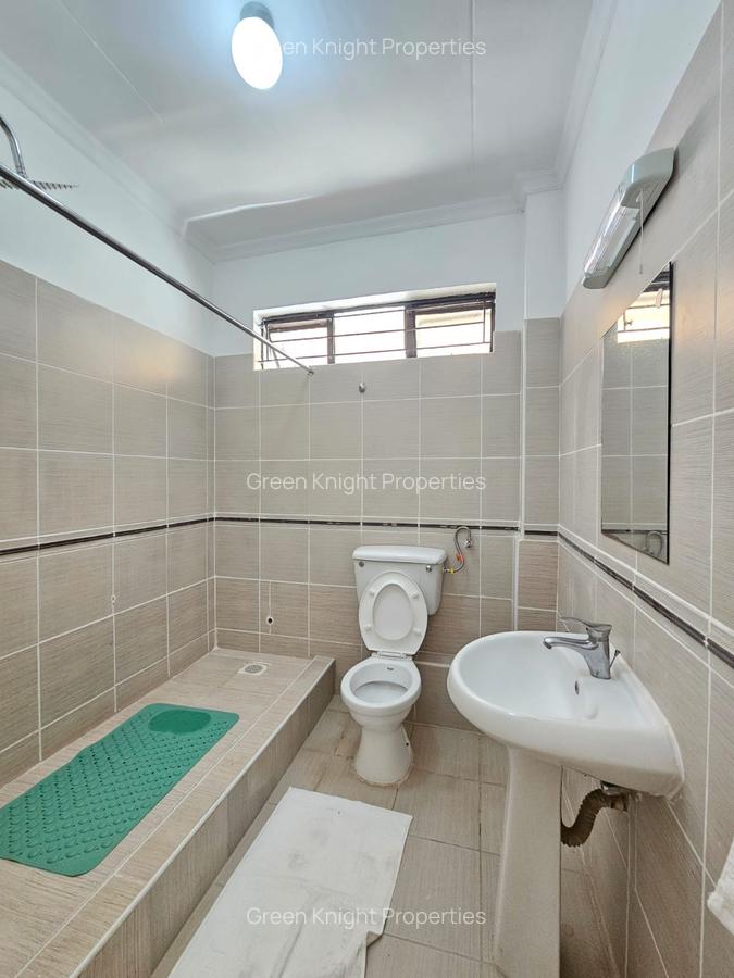 Serviced 1 Bed Apartment with En Suite in Lavington - 9