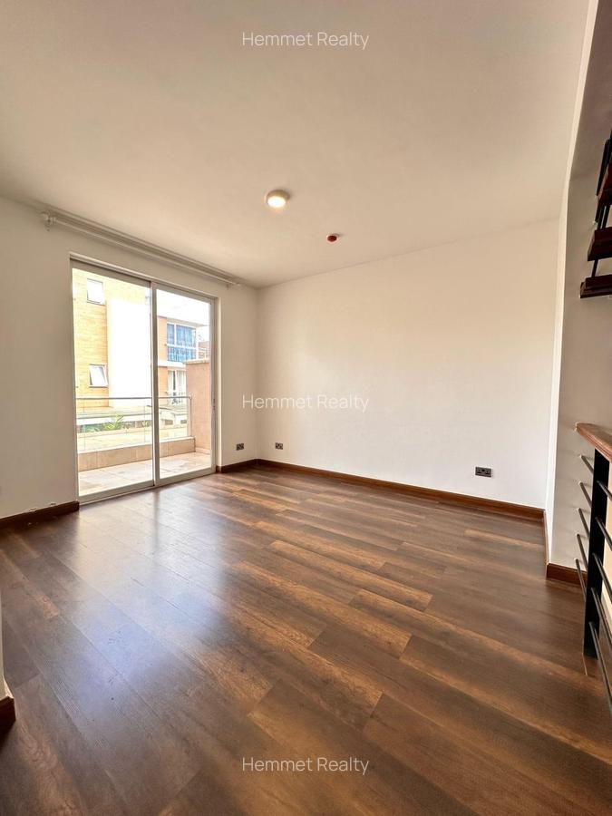 4 Bed Townhouse with En Suite in Lavington - 7