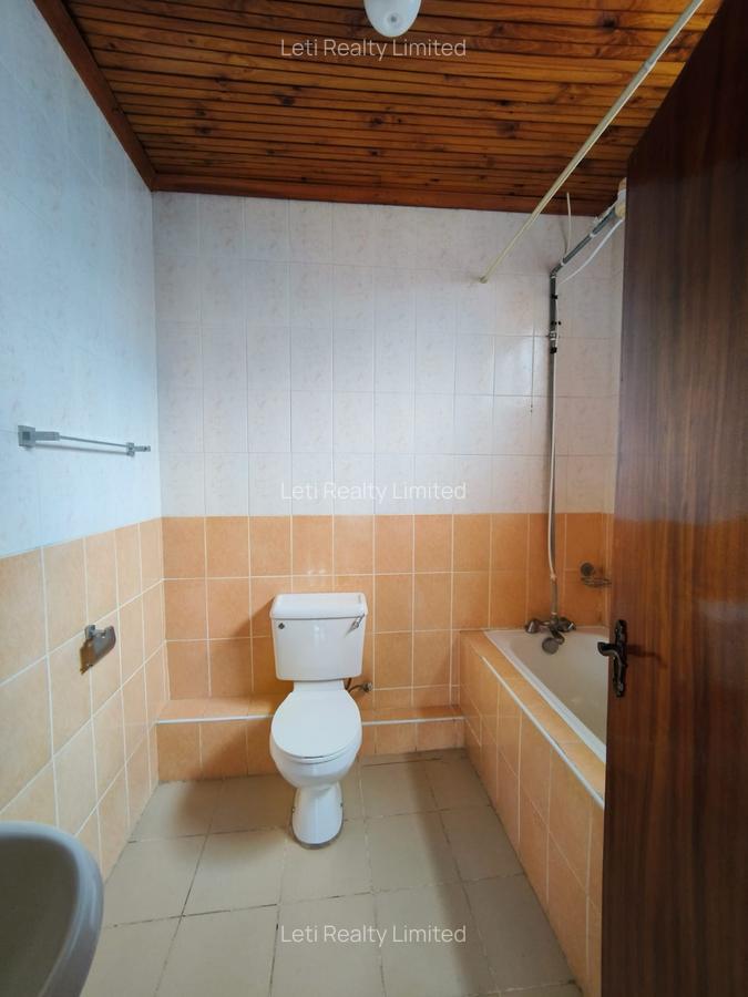 5 Bed Townhouse with En Suite in Kilimani - 8