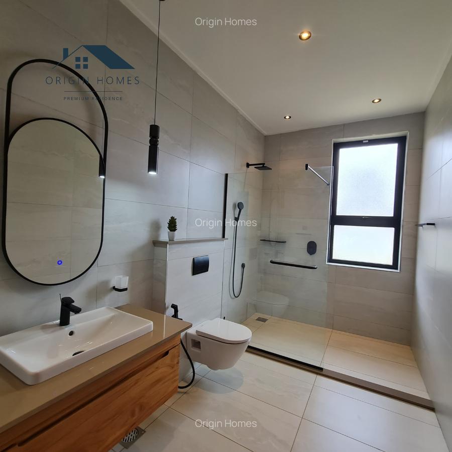 4 Bed Townhouse with En Suite at Loresho - 16