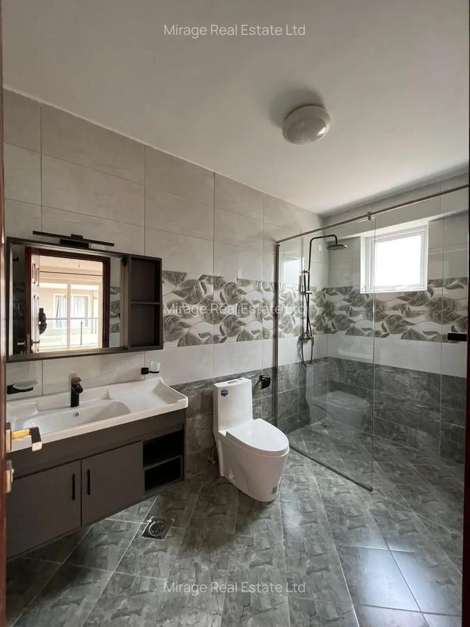 3 Bed Apartment with En Suite in General Mathenge - 5