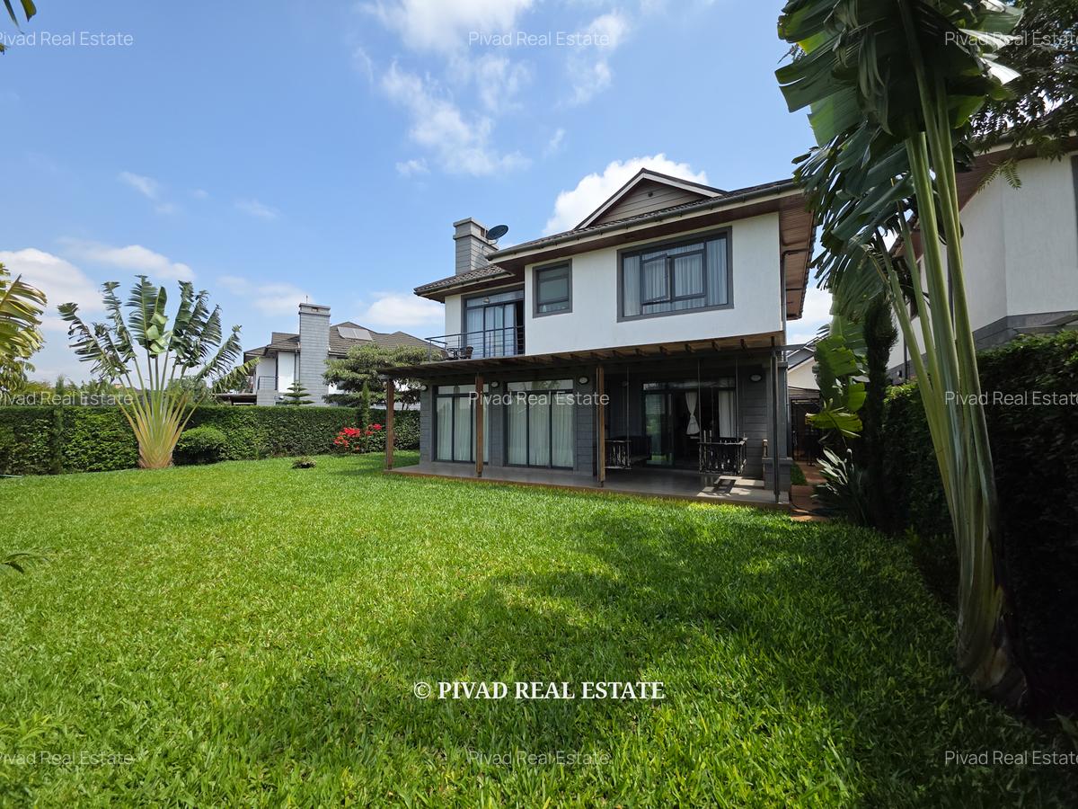 4 Bed House with Swimming Pool at Fivestar Paradise - 1