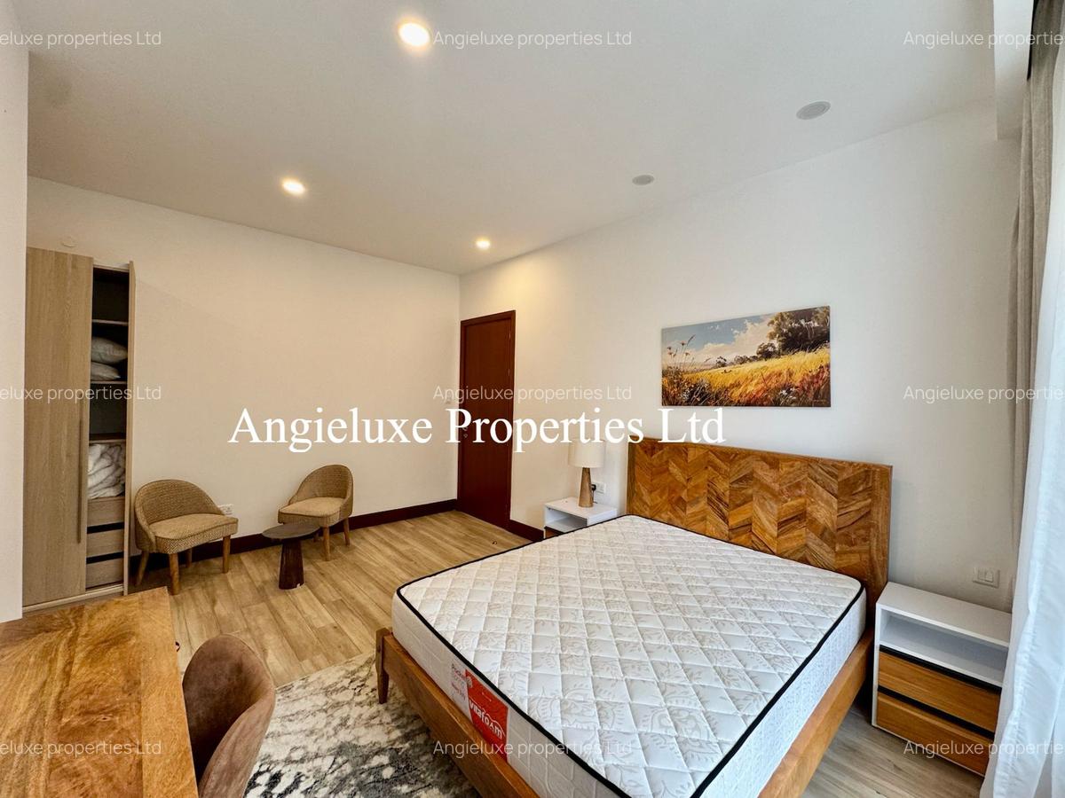 Furnished 3 Bed Apartment with En Suite at City Park Drive - 12