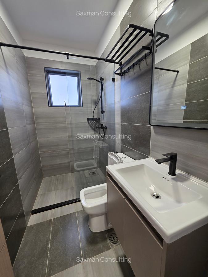 2 Bed Apartment with En Suite in Lavington - 6