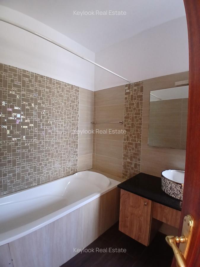 3 Bed Apartment with En Suite at Gatundu Road - 15