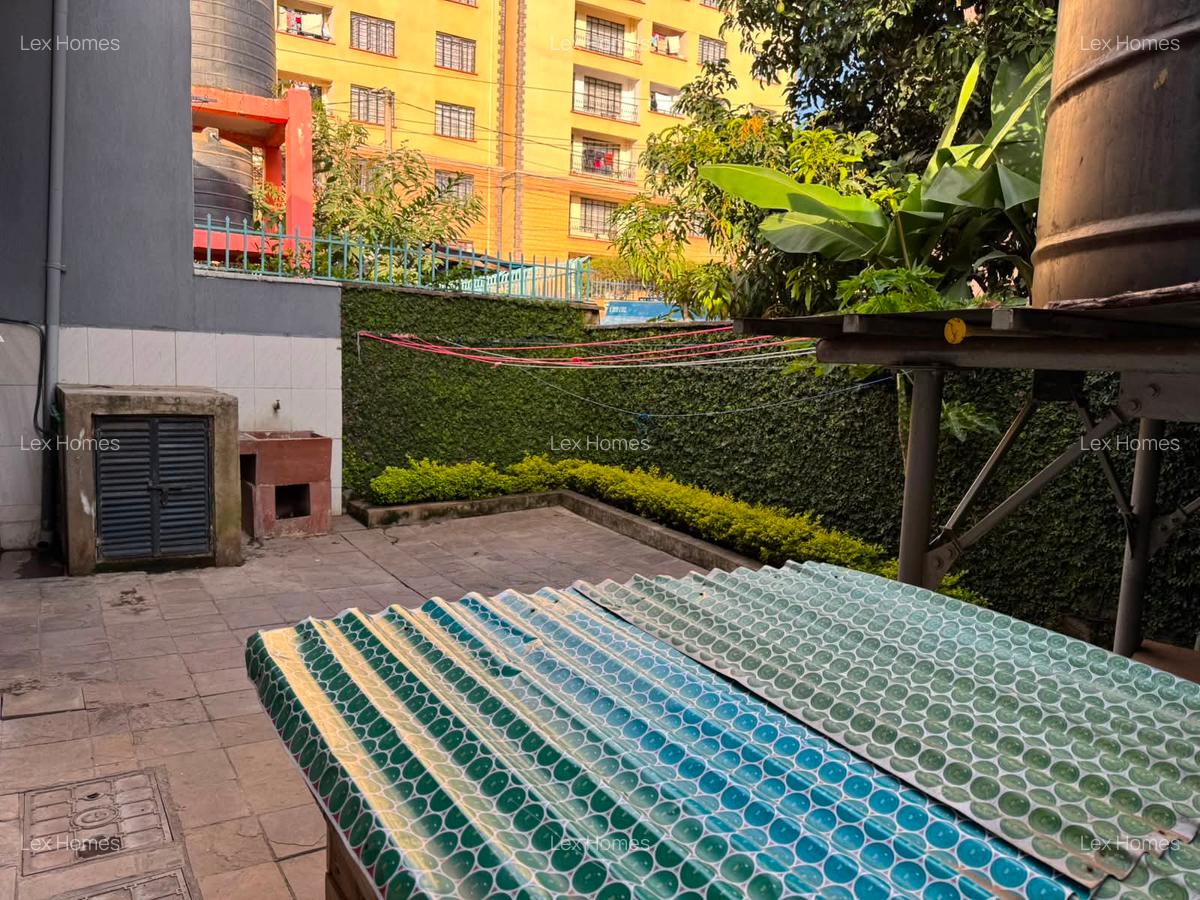 5 Bed House with En Suite at Langata Road - 2