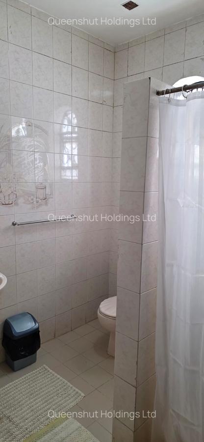 5 Bed Townhouse with En Suite in Westlands Area - 12