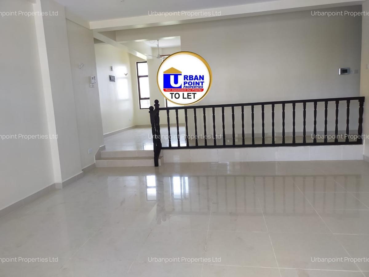 Serviced 3 Bed Apartment with En Suite in Nyali Area - 12