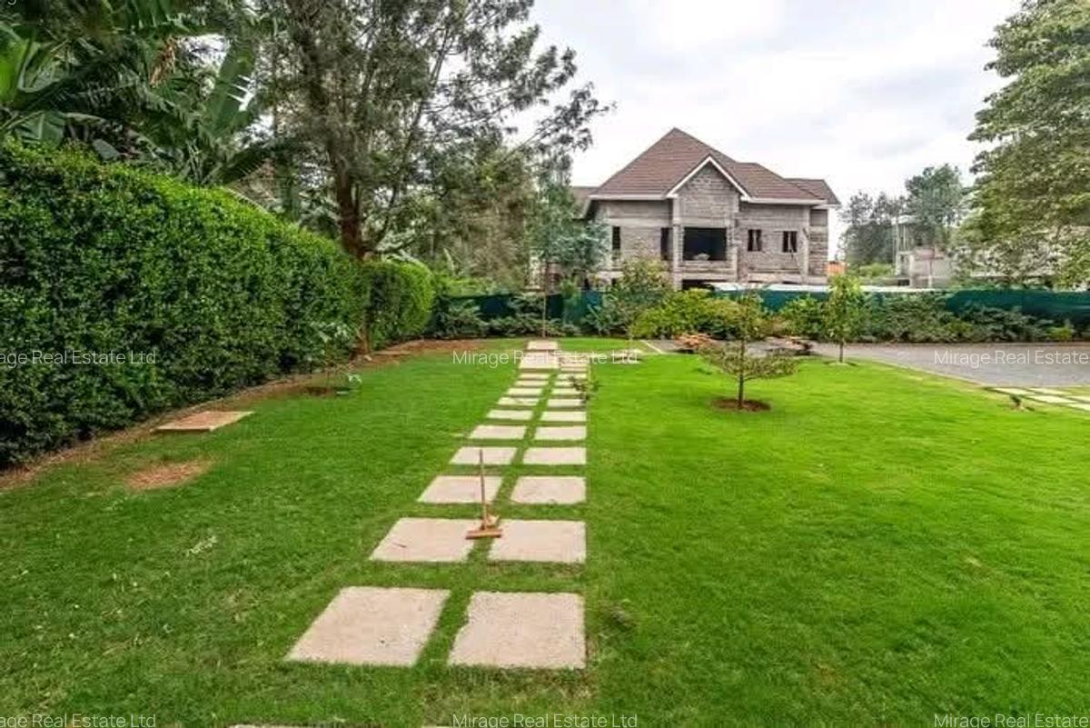 5 Bed House with En Suite in Karen - 2