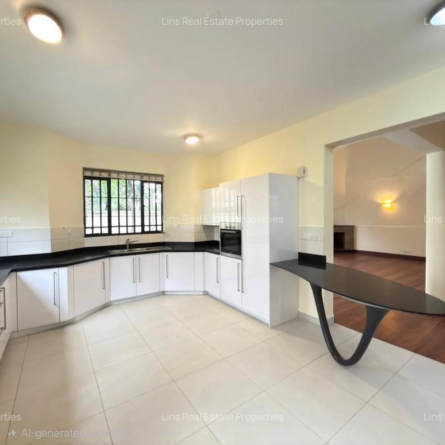 5 Bed Townhouse with En Suite in Lavington - 5