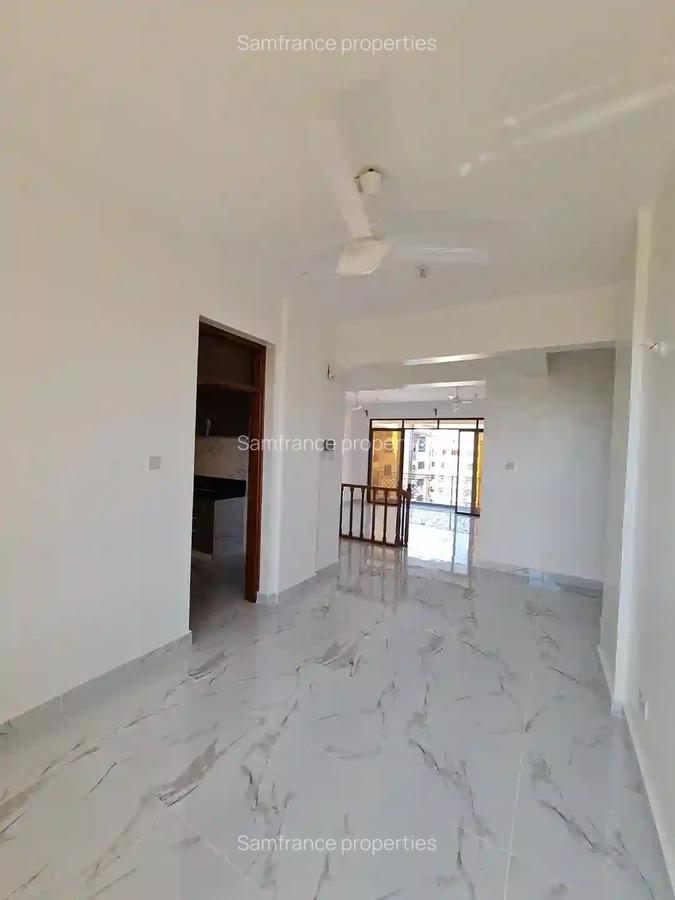 3 Bed Apartment with En Suite at Links Road - 13
