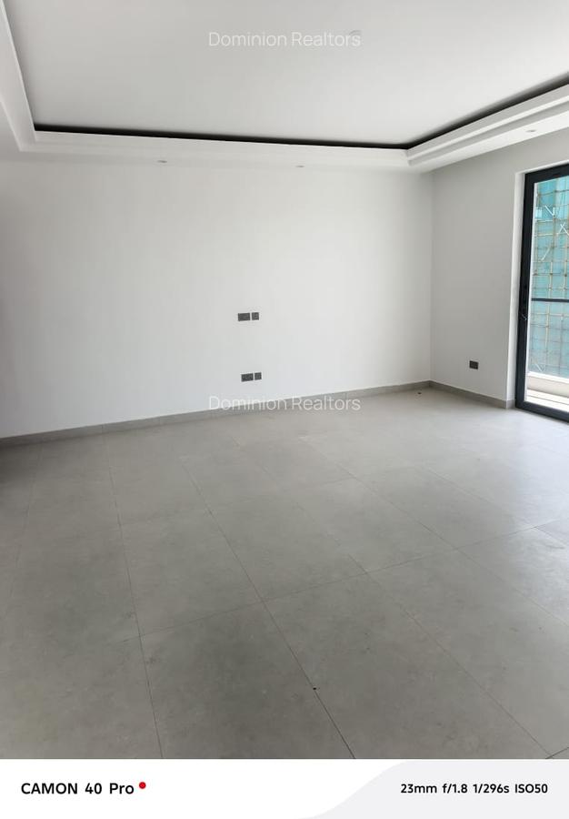 3 Bed Apartment with En Suite in Westlands Area - 3