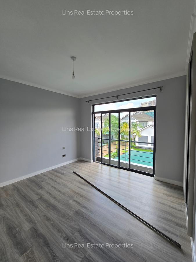 4 Bed Townhouse with En Suite in Runda - 17