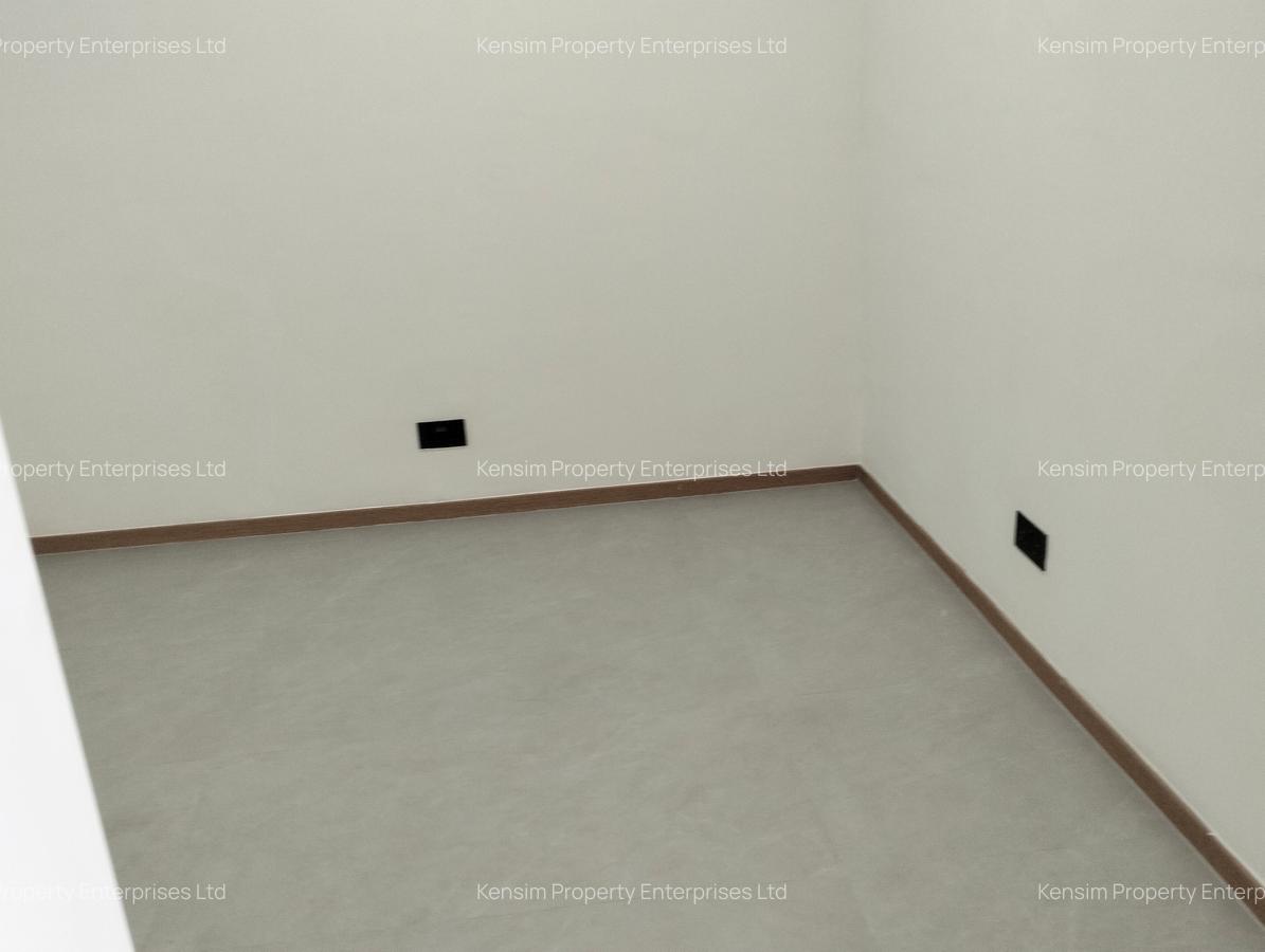 1 Bed Apartment with En Suite in Riverside - 16