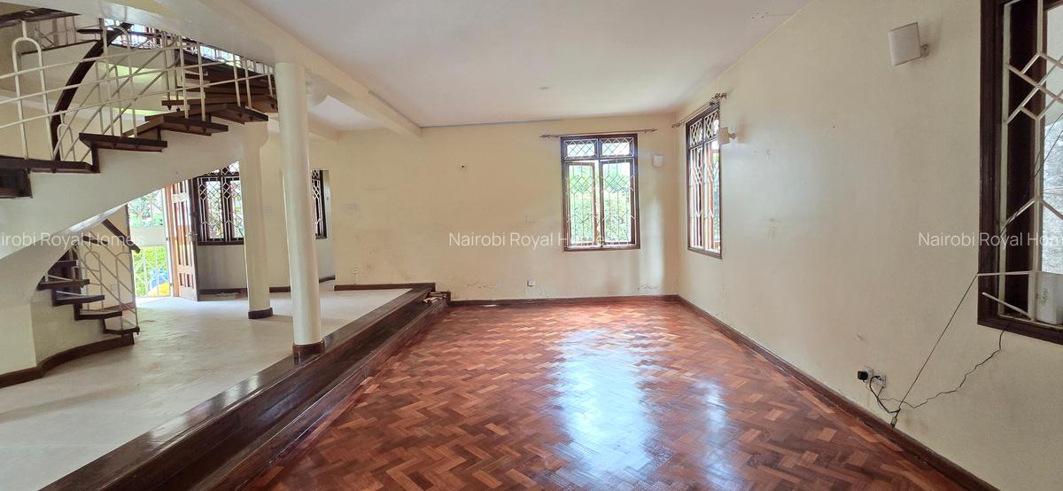 4 Bed Townhouse with En Suite at Lavington Green - 15