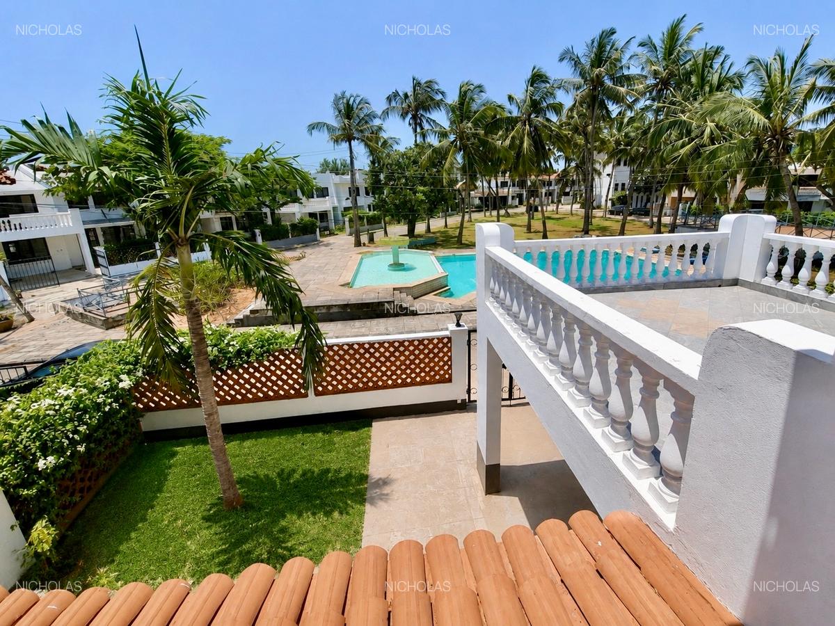 4 Bed Villa with En Suite at Twiga Road - 19