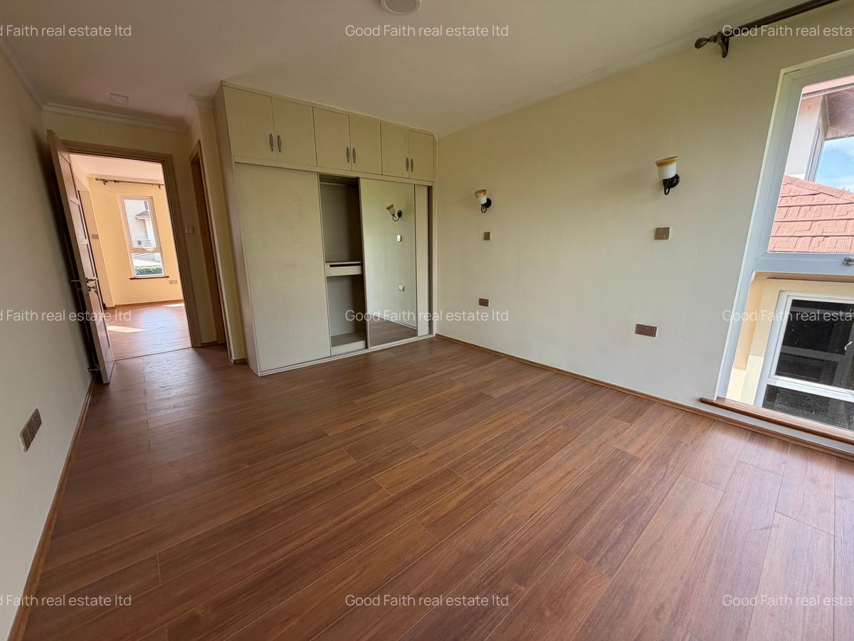 4 Bed Villa with En Suite in Kiambu Road - 10