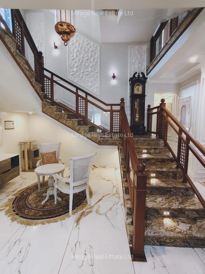 6 Bed Villa with En Suite in Lavington - 13