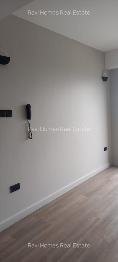 2 Bed Apartment with En Suite in Upper Hill - 6