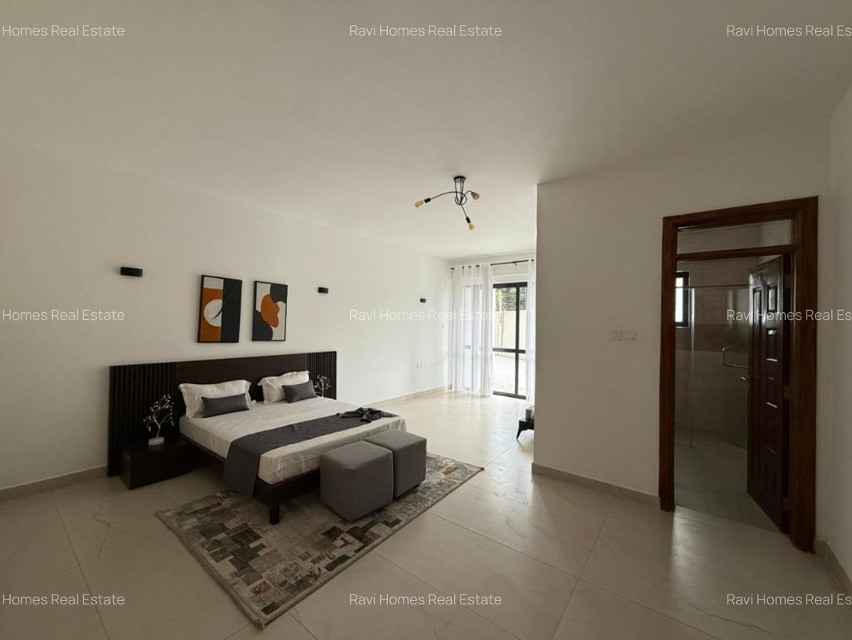 3 Bed Apartment with En Suite at Westlands - 10