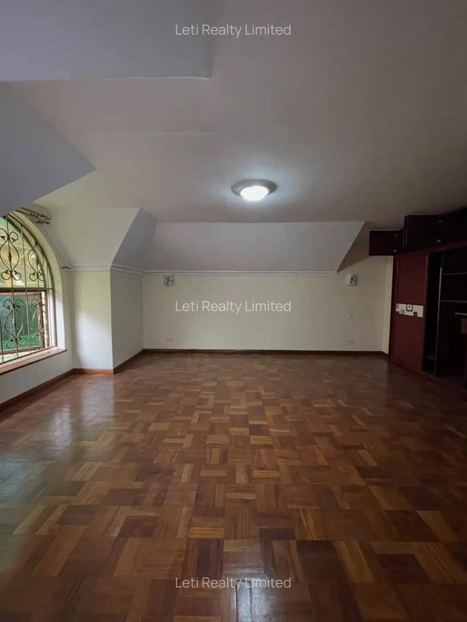 5 Bed Townhouse with En Suite in Kileleshwa - 6