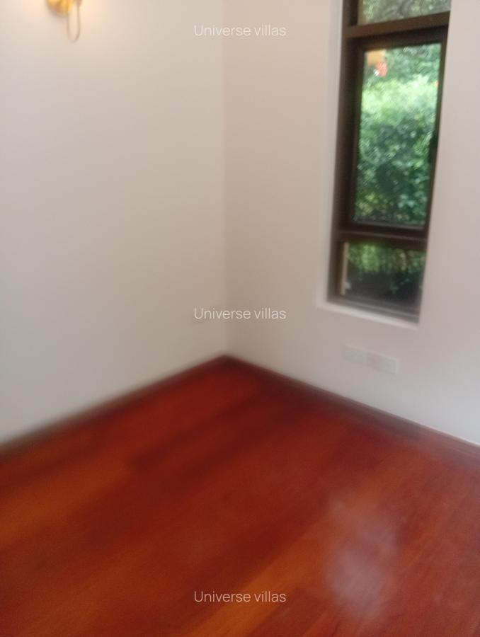 5 Bed House with En Suite at Karen - 10