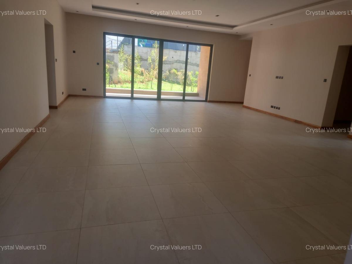 4 Bed Apartment with En Suite in Loresho - 12