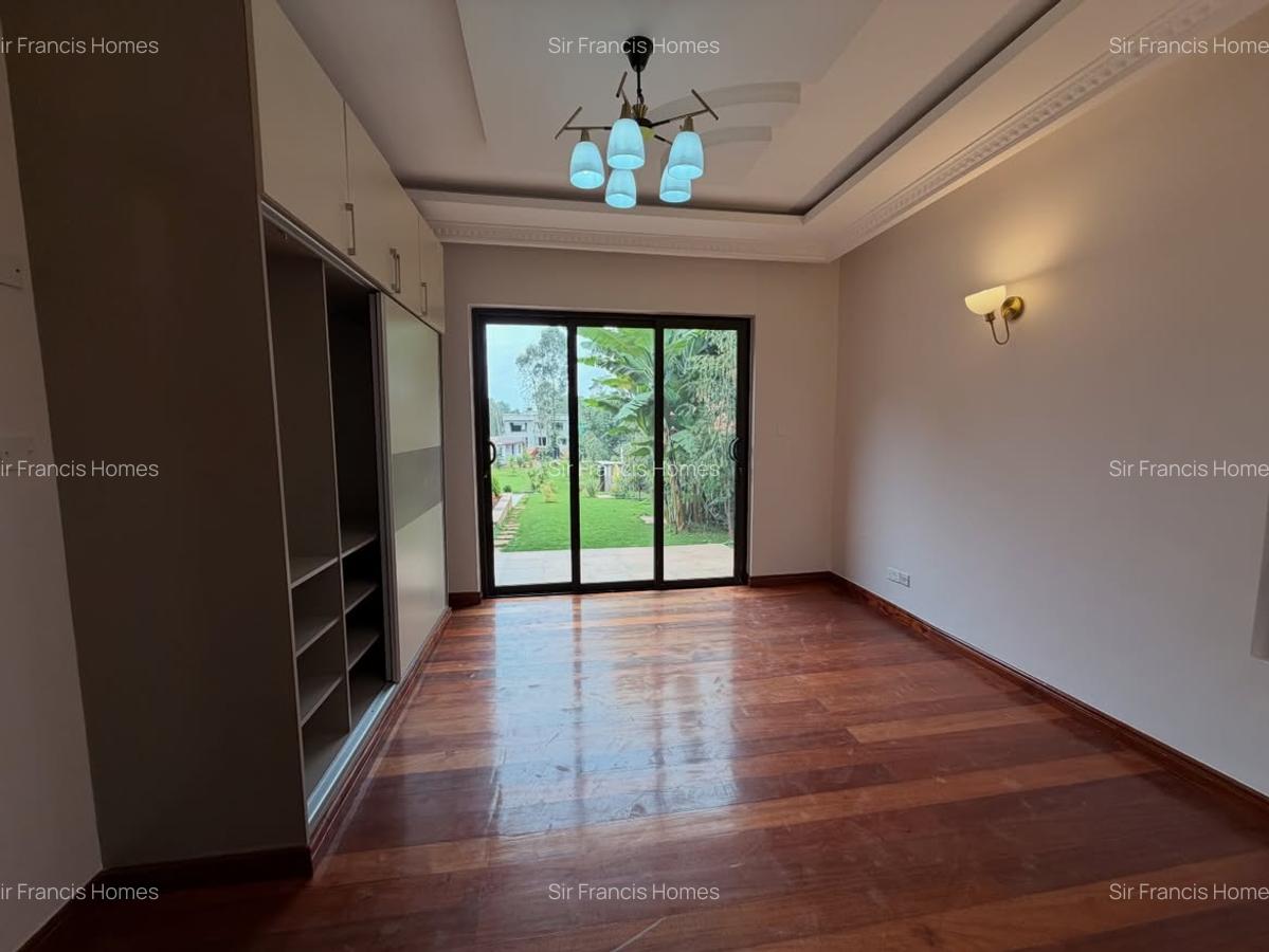 4 Bed House with En Suite at Karen - 9
