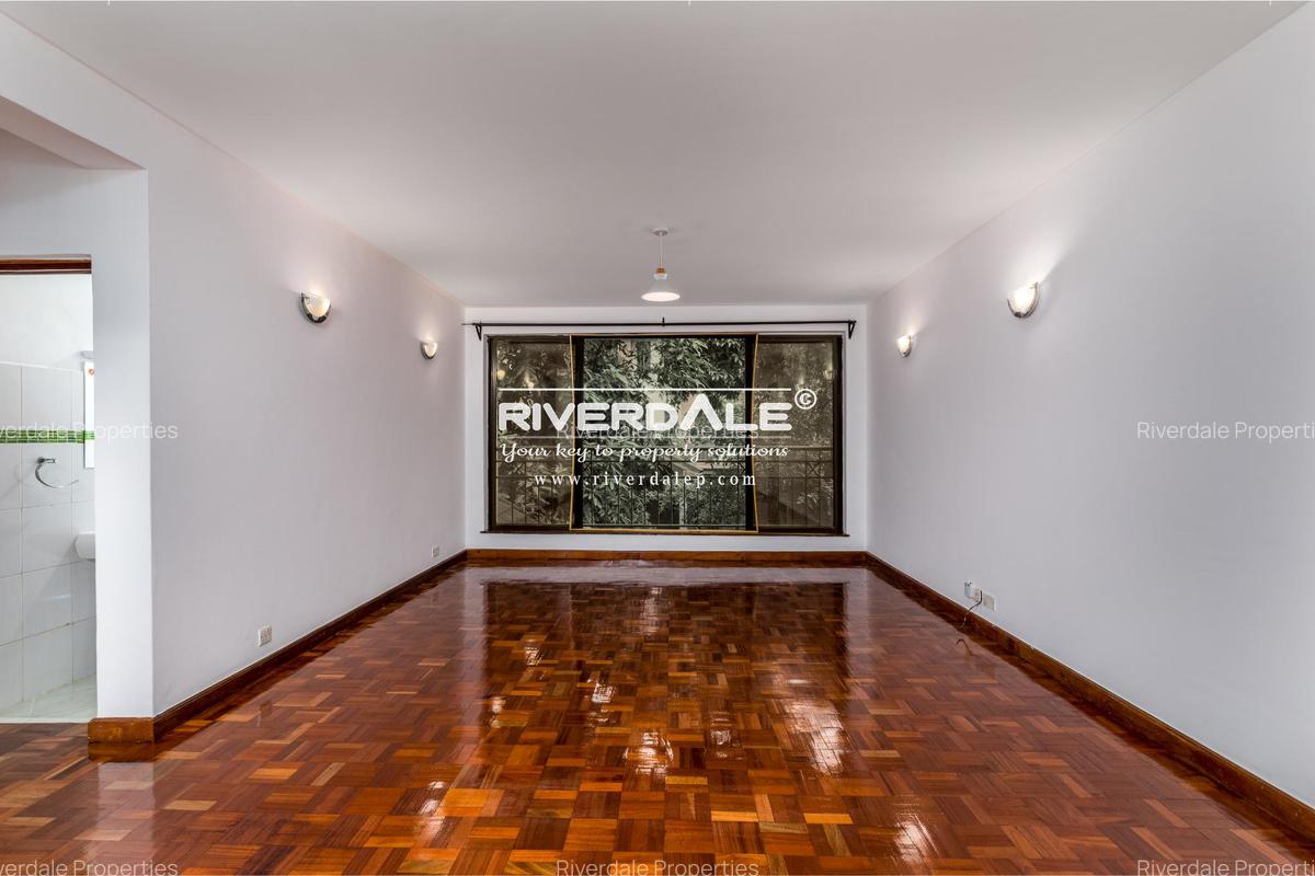 2 Bed Apartment with En Suite in Brookside - 1