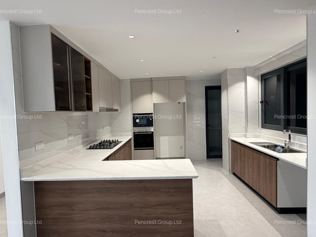 3 Bed Apartment with En Suite in Westlands Area - 2