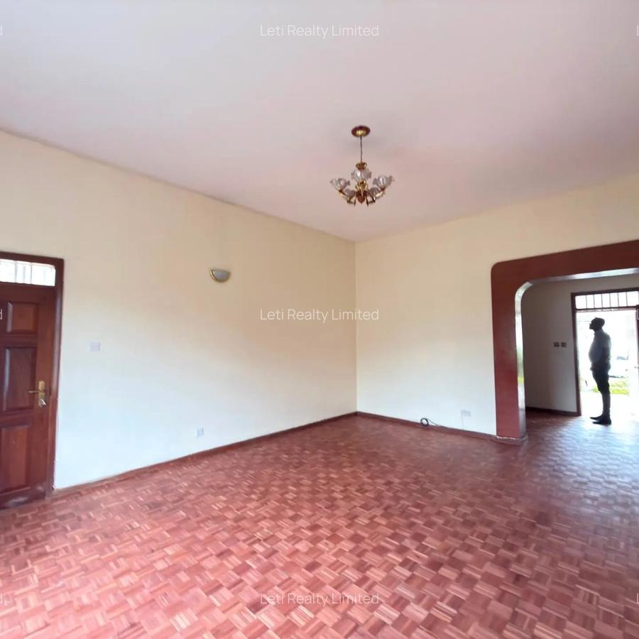 4 Bed Townhouse with En Suite in Lavington - 2