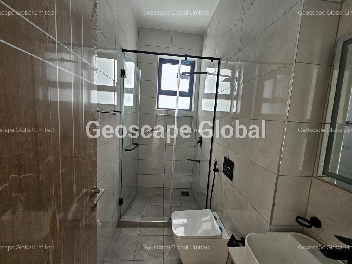 2 Bed Apartment with En Suite in Brookside - 7