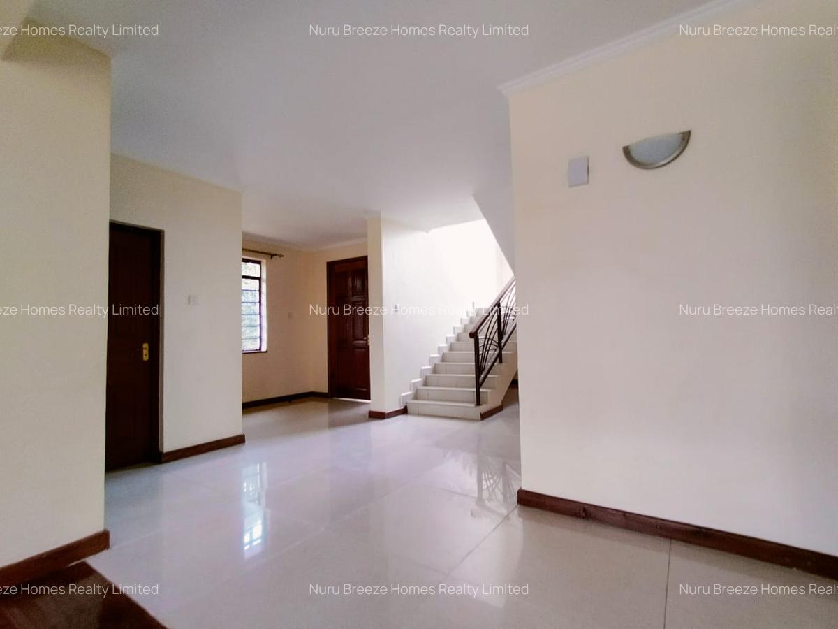4 Bed Townhouse with En Suite in Kiambu Road - 9