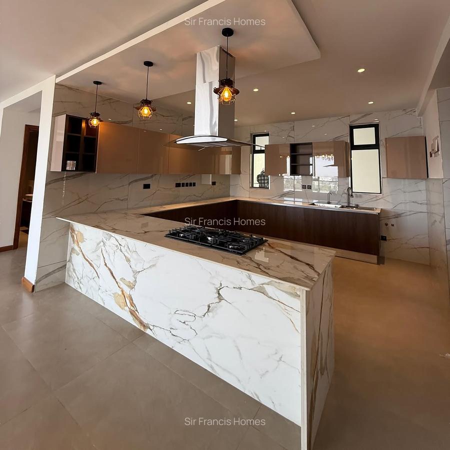 Serviced 3 Bed Apartment with En Suite in Riverside - 10