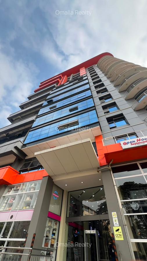 2,221 ft² Commercial Property with Service Charge Included in Westlands Area - 1