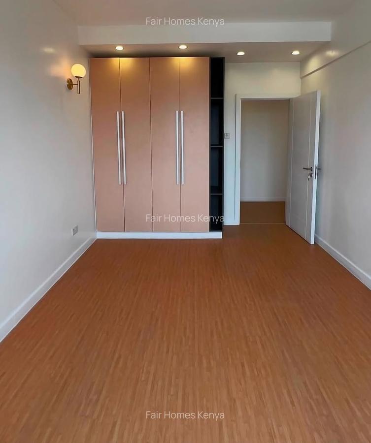 4 Bed Apartment with En Suite at Hatheru Road - 9