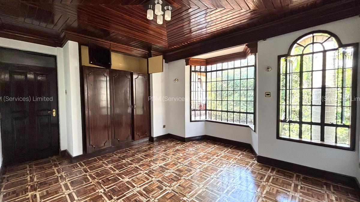 4 Bed House with En Suite in Runda - 6