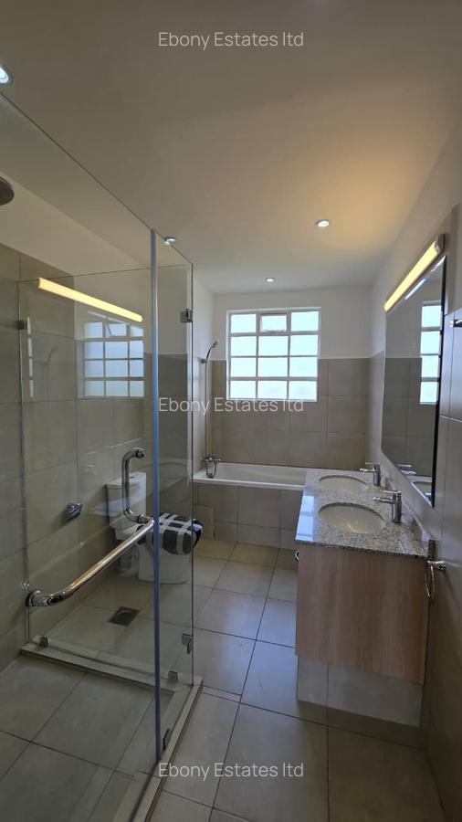 3 Bed Apartment with En Suite in Lavington - 17