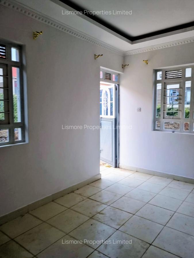 4 Bed House with En Suite in Kenyatta Road - 3