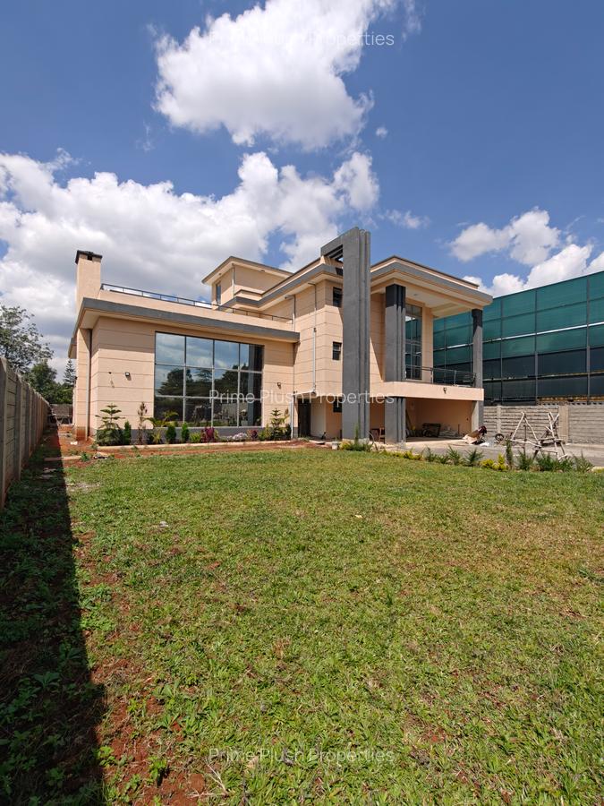 10 Bed House with En Suite in Karen - 1