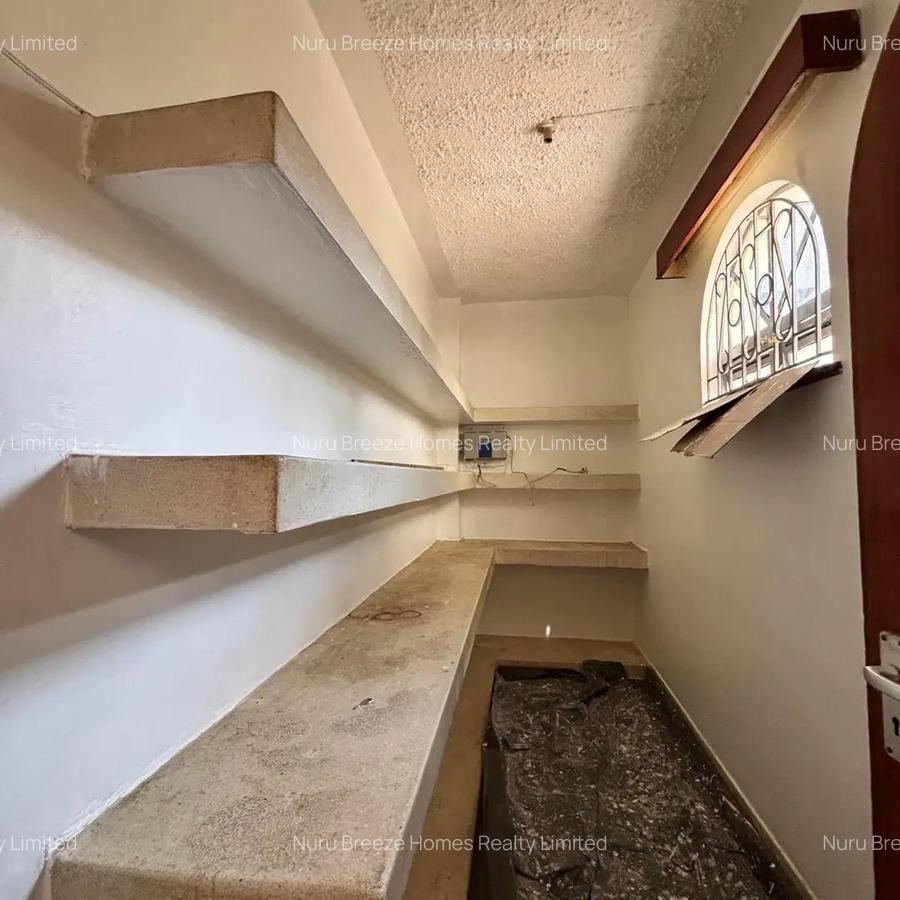 4 Bed Townhouse with En Suite in Westlands Area - 8