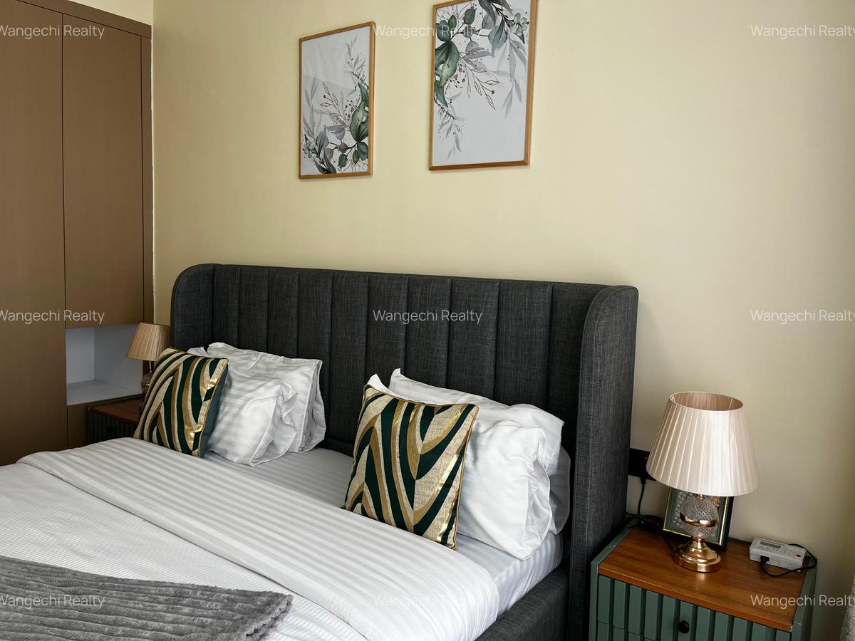 1 Bed Apartment with Swimming Pool at Riverside Drive - 14