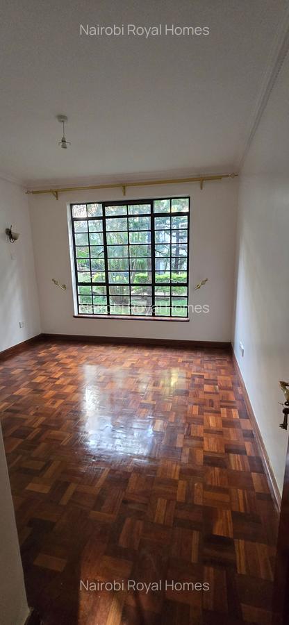 3 Bed Apartment with En Suite at Valley Arcade - 17