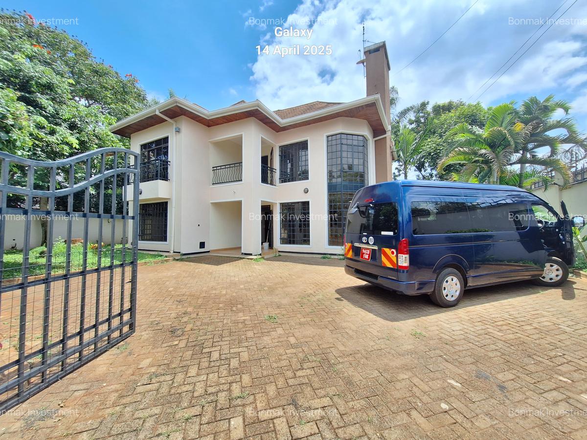 4 Bed Townhouse with En Suite at Kiambu Road - 3