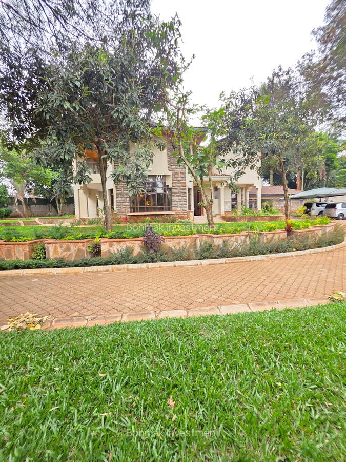 5 Bed House with En Suite at Old Runda - 19