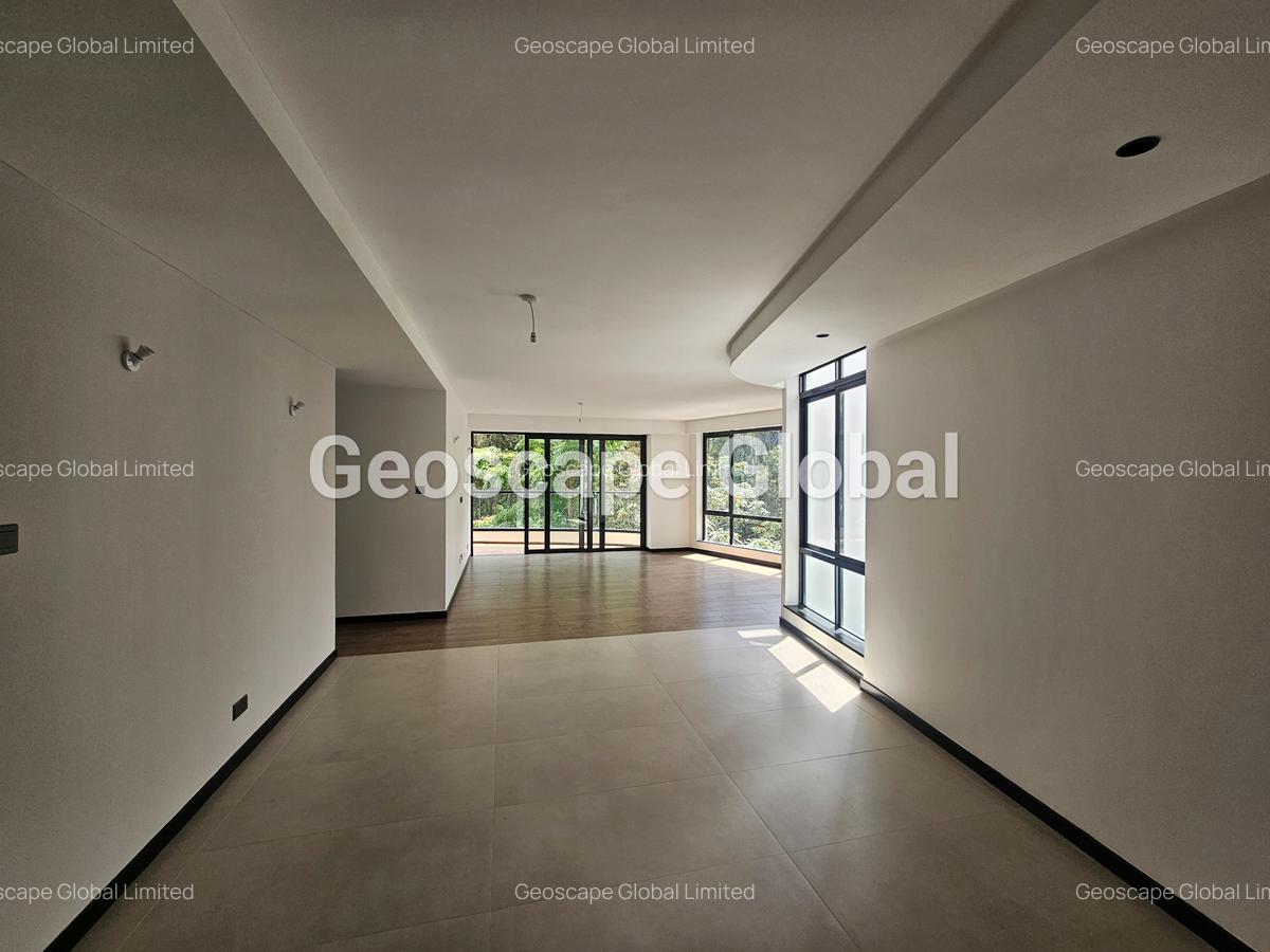 3 Bed Apartment with En Suite in Spring Valley - 6