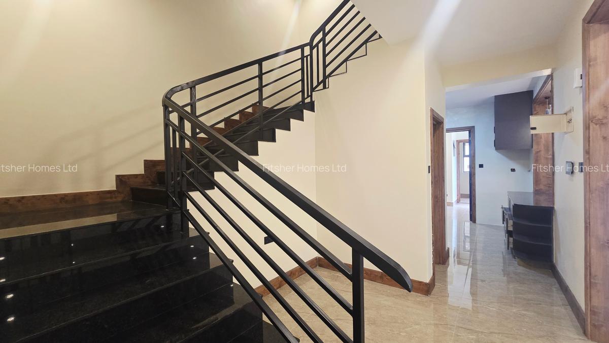 4 Bed House with En Suite in Ruaka - 19